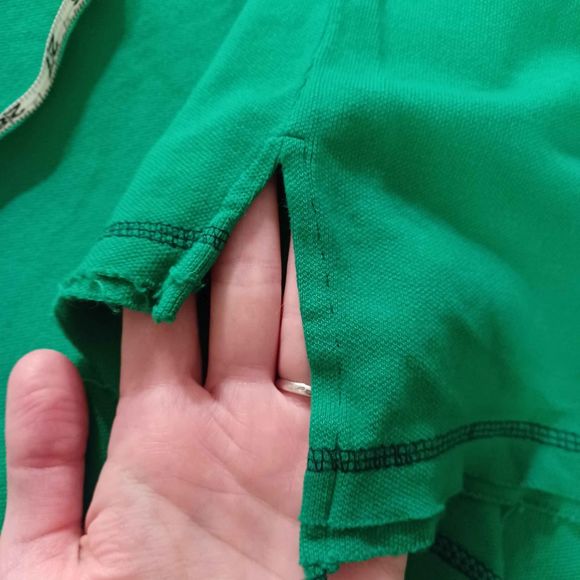 NWOT Women's Medium Green Polo - Picture 6 of 6